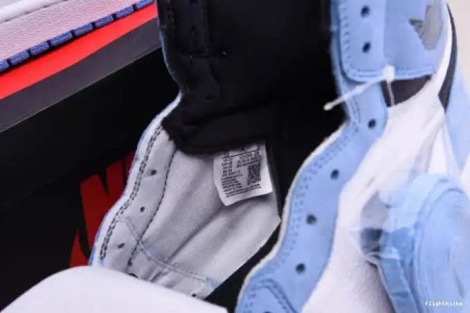 UNIVERSITY HIGH BLACK BLUE AIR WHITE JORDAN RETRO 555088-134 1 0601